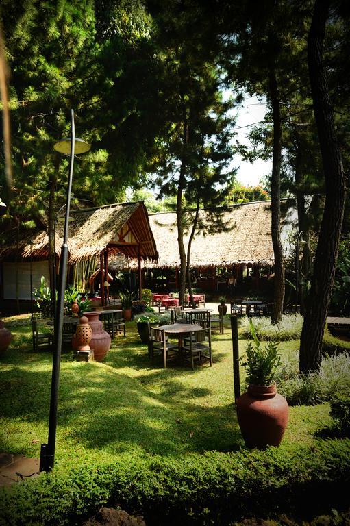 Kampung Sampireun Resort & Spa Garut Exteriör bild