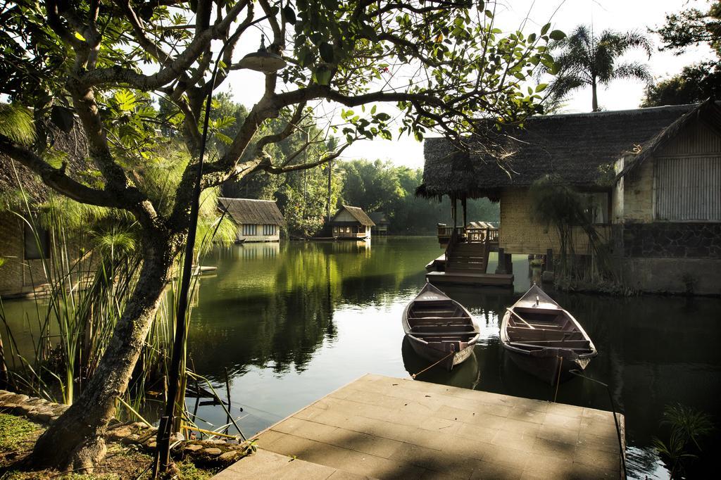 Kampung Sampireun Resort & Spa Garut Exteriör bild