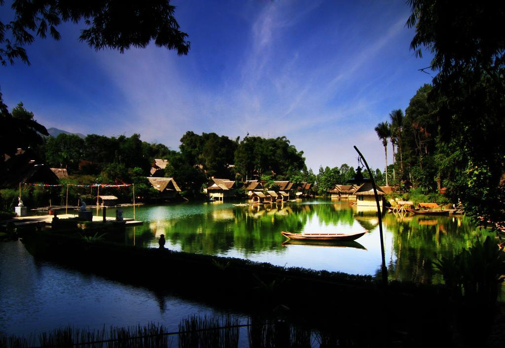Kampung Sampireun Resort & Spa Garut Exteriör bild