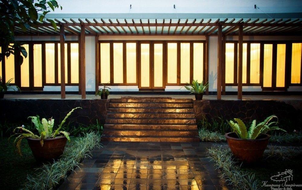 Kampung Sampireun Resort & Spa Garut Exteriör bild