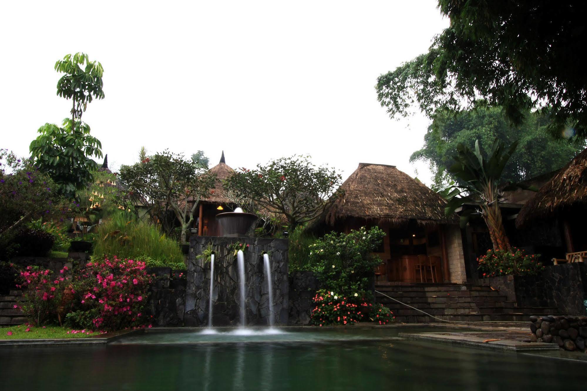 Kampung Sampireun Resort & Spa Garut Exteriör bild